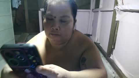 Snapshot of _xxbigboooty chatting on October 23, 10:54 am _xxbigboooty online show from October 23, 10:54 am