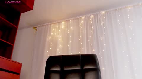 Macca and Ana online show from February 3, 12:32 am