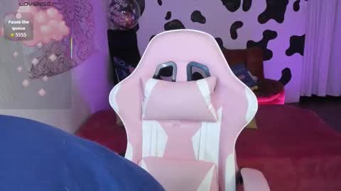 April online show from November 9, 3:13 am