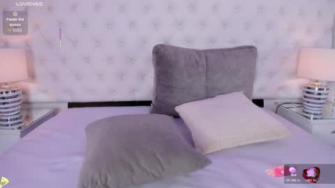 Abby  online show from October 23, 4:13 pm