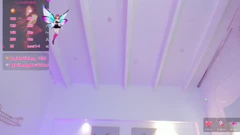 Abby  online show from September 12, 9:00 pm