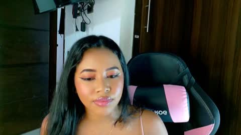 Snapshot of abby_tits chatting on September 18, 7:45 pm ABBY  online show from September 18, 7:45 pm
