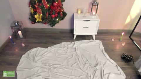 INSTAGRAM abby hall82 online show from December 24, 2:44 pm