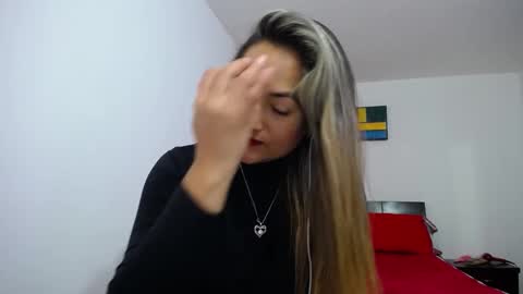 ximena online show from February 21, 1:33 pm