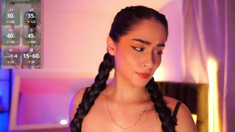 Abigail online show from October 27, 10:15 pm