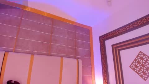    online show from November 27, 11:51 pm