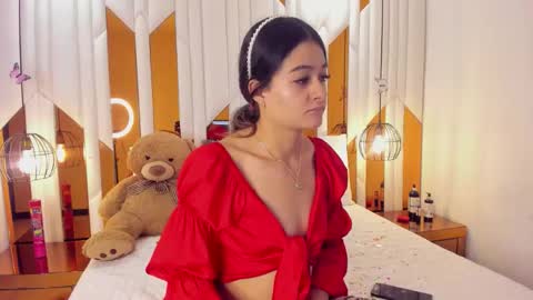 abril_cooper11 online show from November 15, 9:38 pm