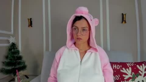 Abril jones online show from December 5, 4:34 am