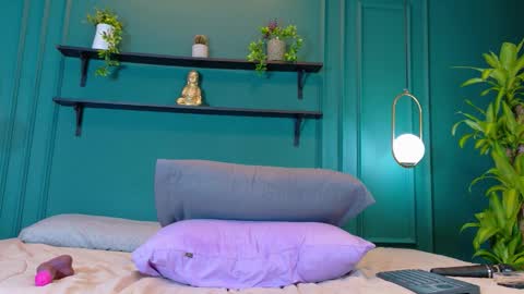 Abril jones online show from March 4, 12:17 am