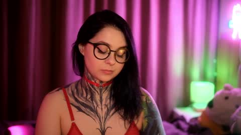 Snapshot of acid_pie chatting on January 26, 11:29 pm acid_pie online show from January 26, 11:29 pm