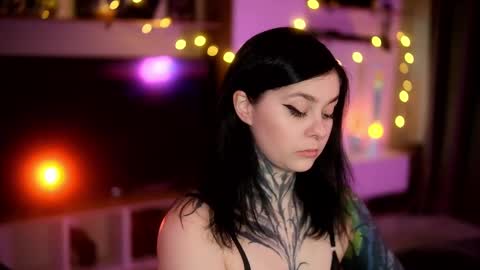 Snapshot of acid_pie chatting on February 17, 3:15 am acid_pie online show from February 17, 3:15 am