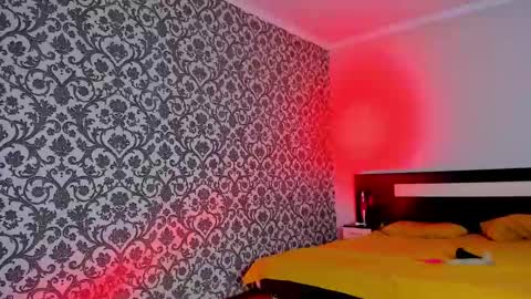 MAIYA online show from December 12, 7:30 am