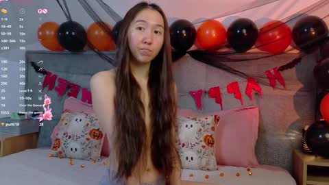 Akia online show from October 30, 6:27 am