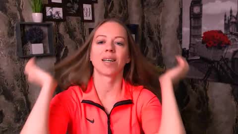 adamais_ online show from September 17, 10:02 am