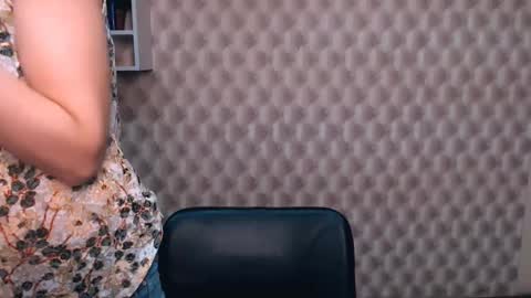 adamais_ online show from March 11, 8:30 am