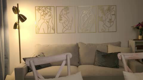 Addison Rose  I am currently away for the holiday weekend. Streams start again on 1242024. Enjoy the holiday online show from November 13, 2:32 am