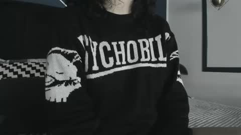 Ade  online show from February 24, 7:41 pm