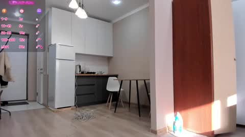 Adel online show from February 15, 10:00 am