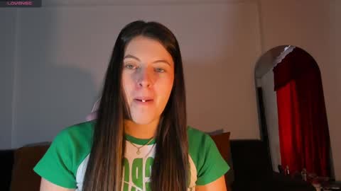 Snapshot of adela_parker chatting on March 11, 8:31 pm Adela Parker  online show from March 11, 8:31 pm
