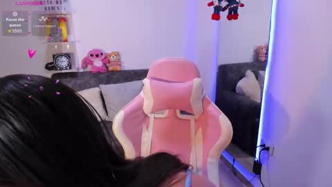 Snapshot of adela_parker chatting on October 1, 7:52 pm Adela Parker  online show from October 1, 7:52 pm