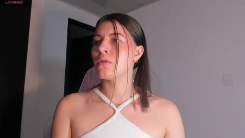 Snapshot of adela_parker chatting on December 21, 5:50 pm Adela Parker  online show from December 21, 5:50 pm