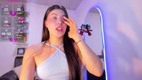 Snapshot of adela_parker chatting on September 16, 7:33 pm Adela Parker  online show from September 16, 7:33 pm