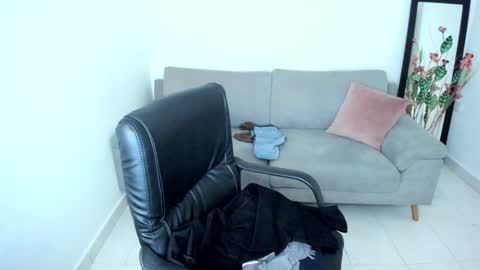 Carolina online show from September 10, 1:44 pm