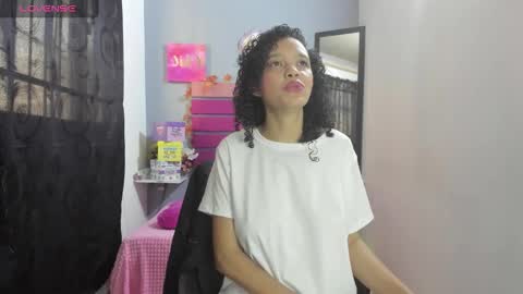 Adeleth online show from November 12, 1:31 pm