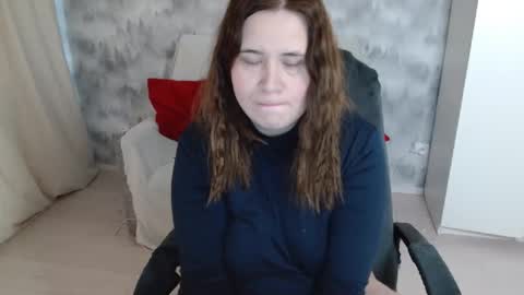 adelinalawson online show from January 18, 10:11 am