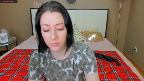 Adel online show from February 5, 2:29 am