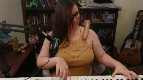 adobe_angel304 online show from March 7, 12:37 am