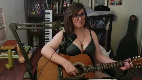 adobe_angel304 online show from October 7, 9:30 pm