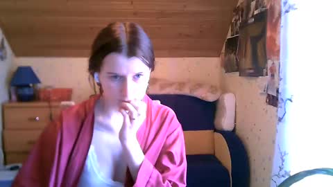 Snapshot of adorable_sparkle chatting on March 8, 1:23 pm adorable_sparkle online show from March 8, 1:23 pm