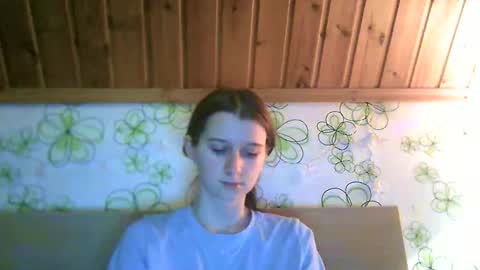 Snapshot of adorable_sparkle chatting on October 25, 3:30 pm adorable_sparkle online show from October 25, 3:30 pm