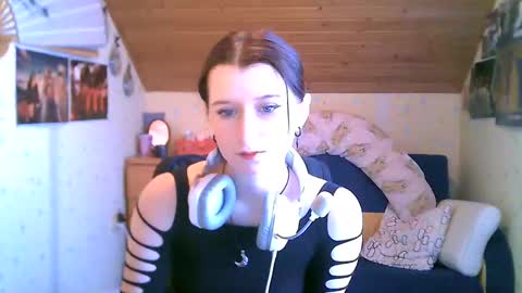 Snapshot of adorable_sparkle chatting on February 15, 1:49 pm adorable_sparkle online show from February 15, 1:49 pm