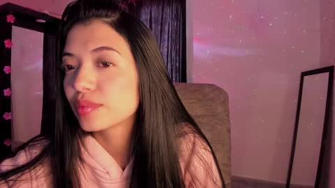 Stormi online show from February 17, 9:10 pm