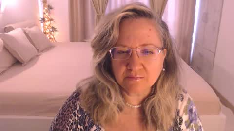 Cryna online show from October 29, 11:03 am