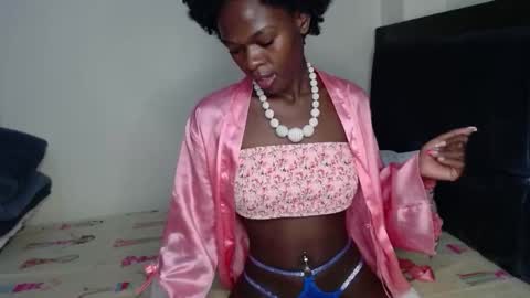 Mia online show from September 21, 9:35 pm