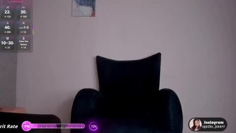 agatha_jener online show from November 20, 11:33 am