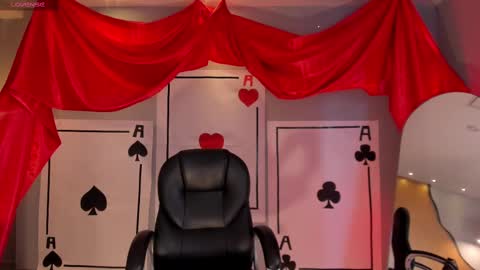 Agatha online show from February 14, 8:37 pm