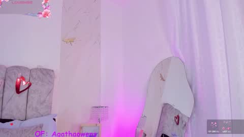 Agatha Owens online show from September 26, 2:20 am