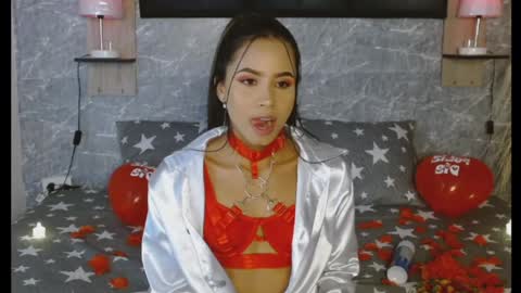 aghata walkerl online show from February 12, 10:15 pm