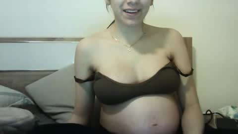 Selena online show from November 15, 6:31 pm