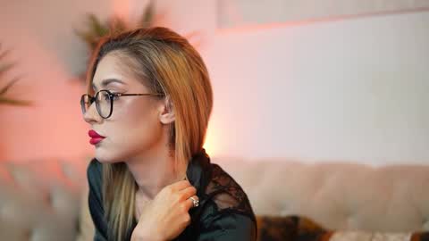  Aileen  online show from October 19, 6:32 pm