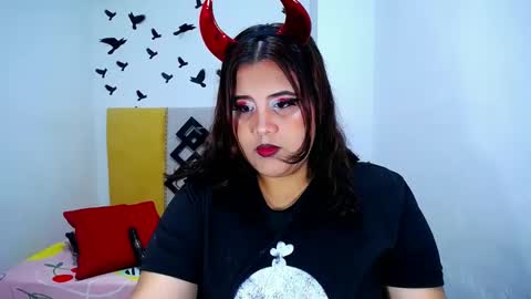 ailyn_rosendo online show from December 12, 3:21 am