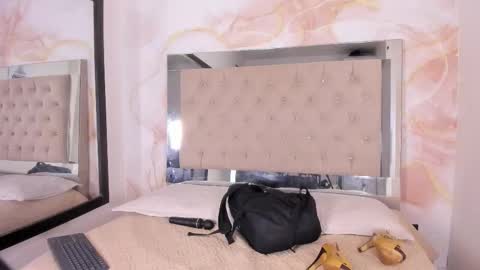 Ainaah  online show from February 2, 11:09 am