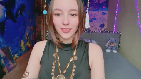 Snapshot of aira_aetheria chatting on October 1, 5:12 am Diva Aira of the Ethereal Fairies online show from October 1, 5:12 am