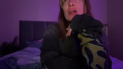 Airgead online show from January 6, 11:30 pm