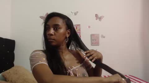 Aisha online show from November 25, 7:58 pm