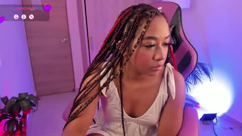 Aisha online show from January 28, 9:50 pm